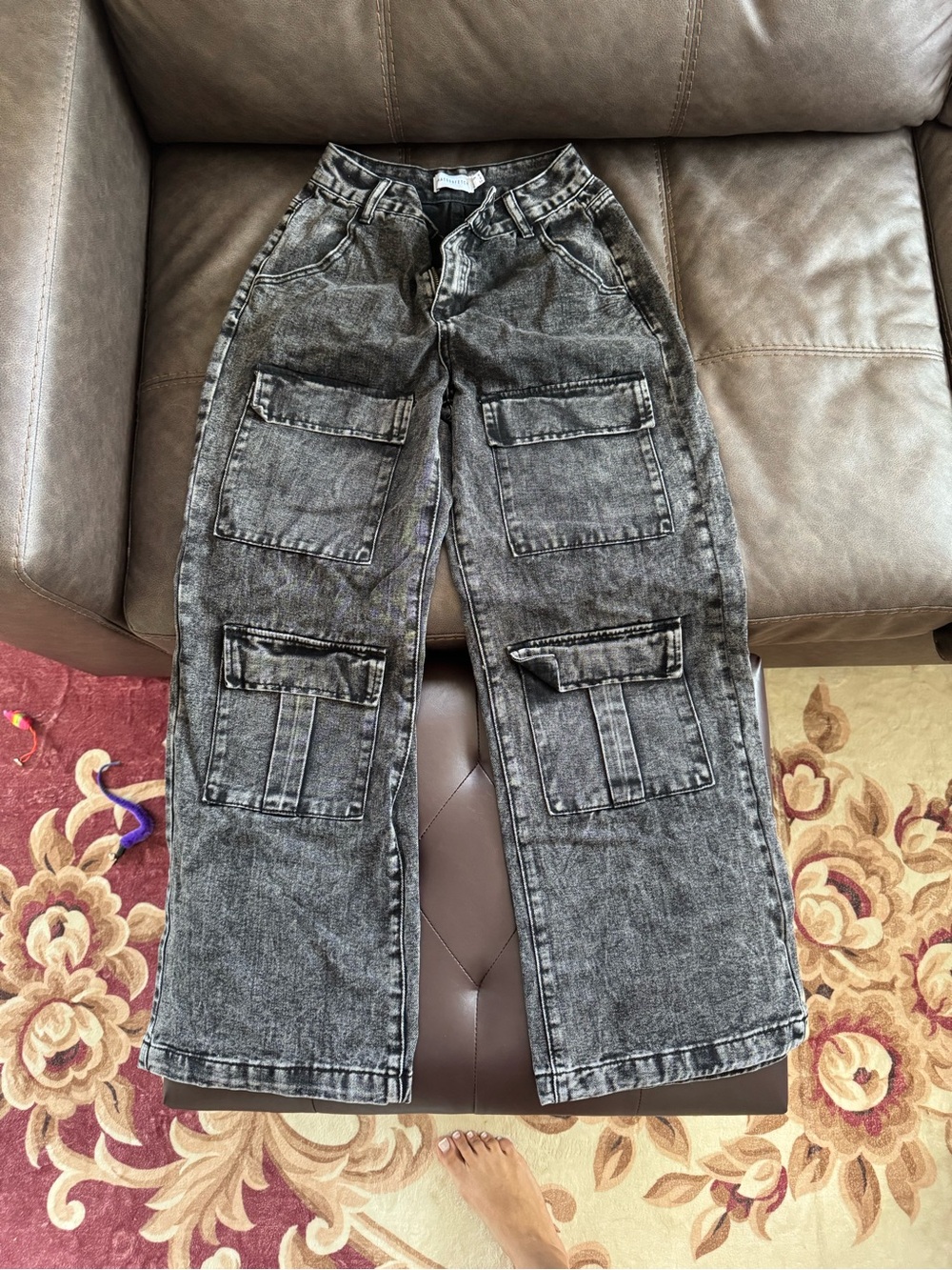 High-Rise Washed Black Women's Cargo Jeans